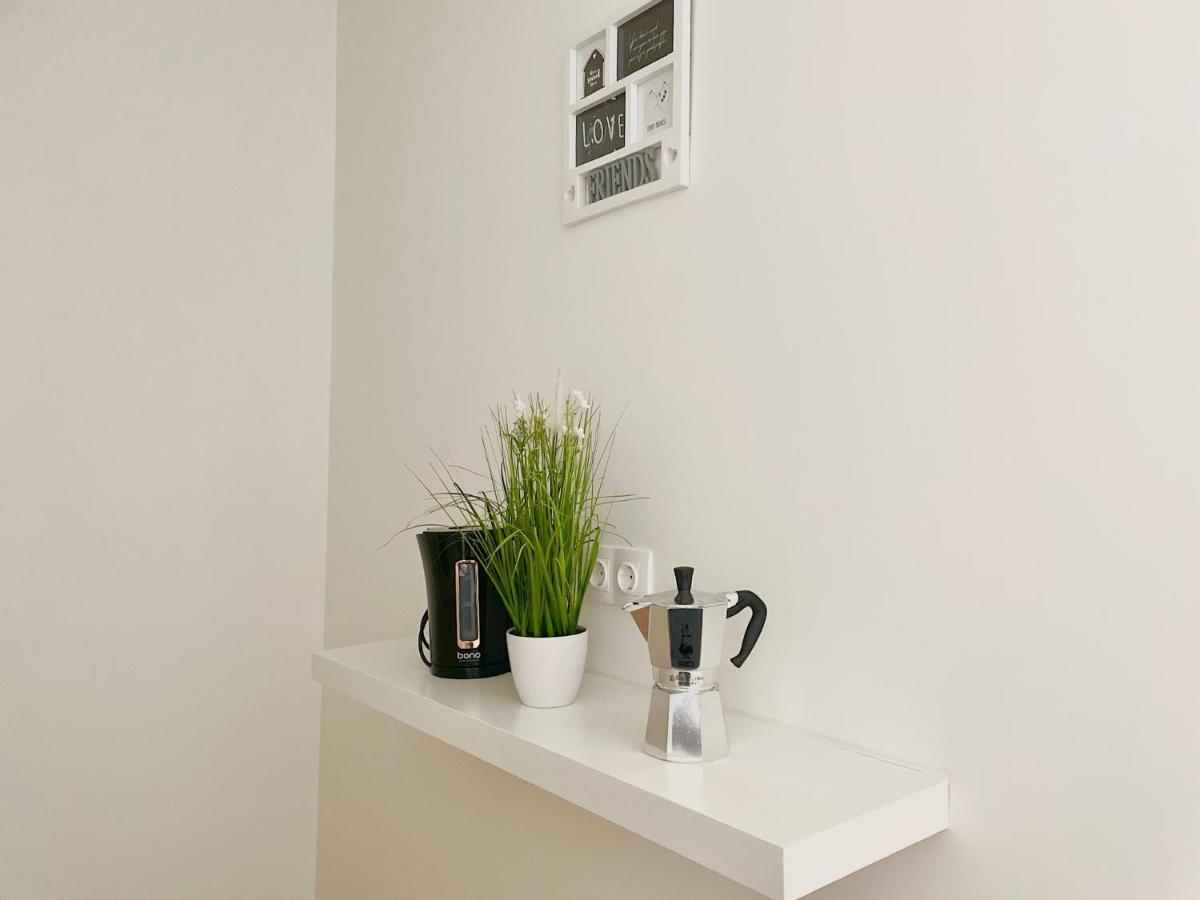 Bright Modern Flat With Balcony Apartman Bécs Kültér fotó