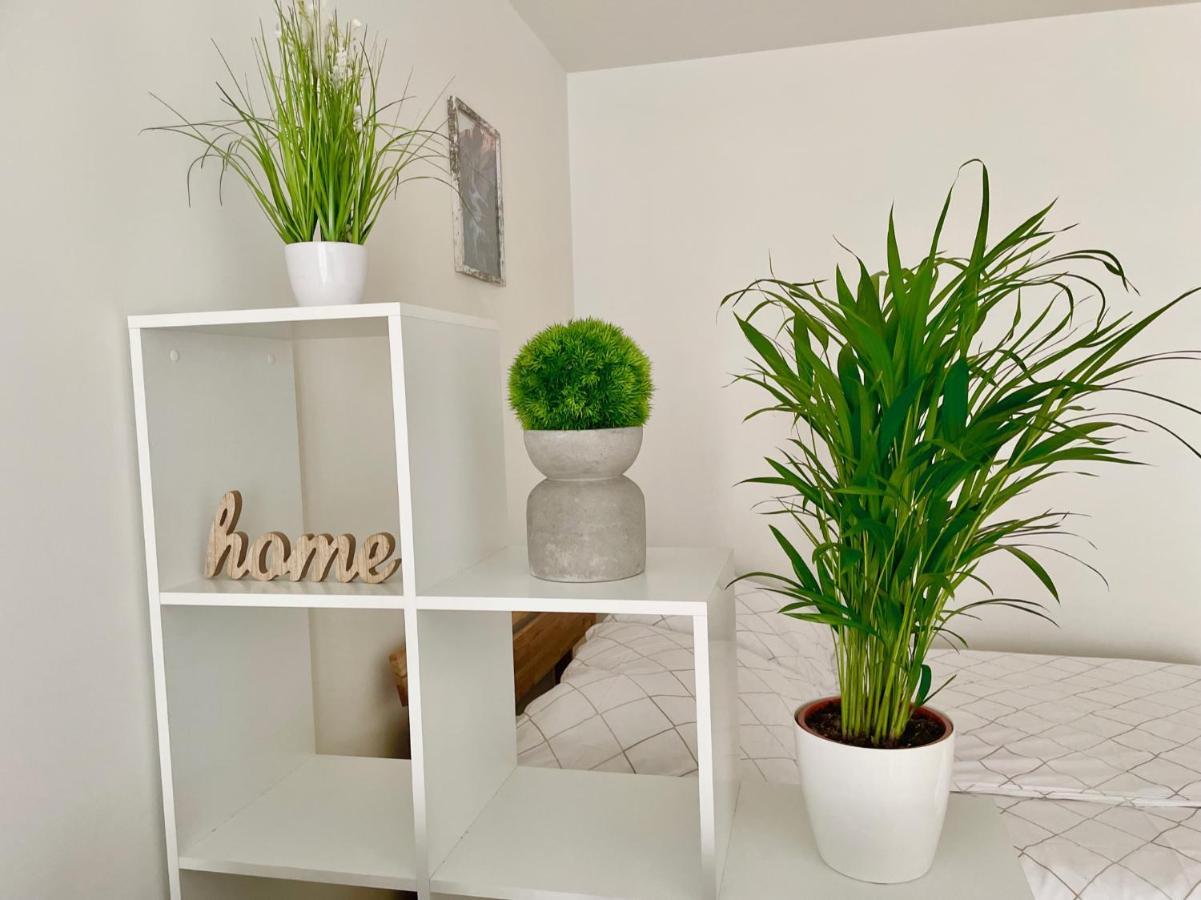 Bright Modern Flat With Balcony Apartman Bécs Kültér fotó