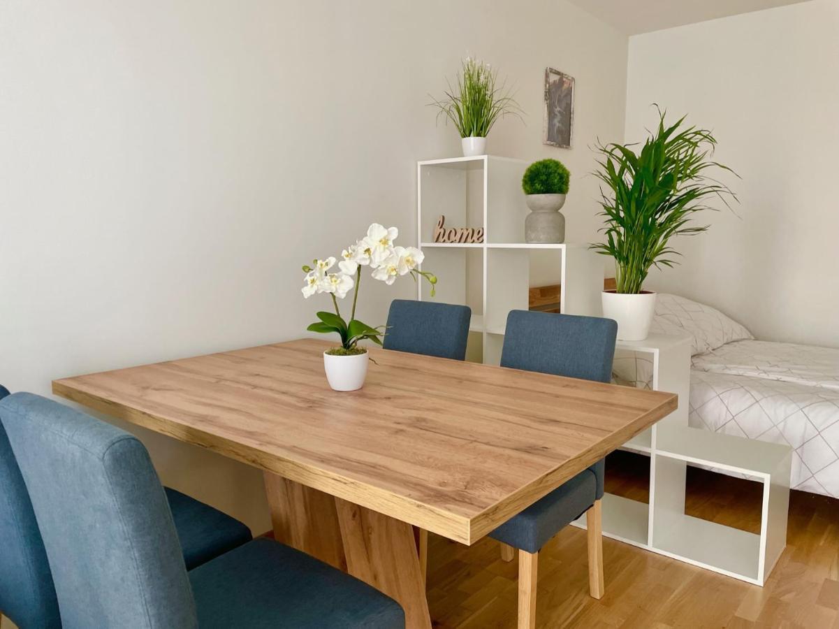 Bright Modern Flat With Balcony Apartman Bécs Kültér fotó